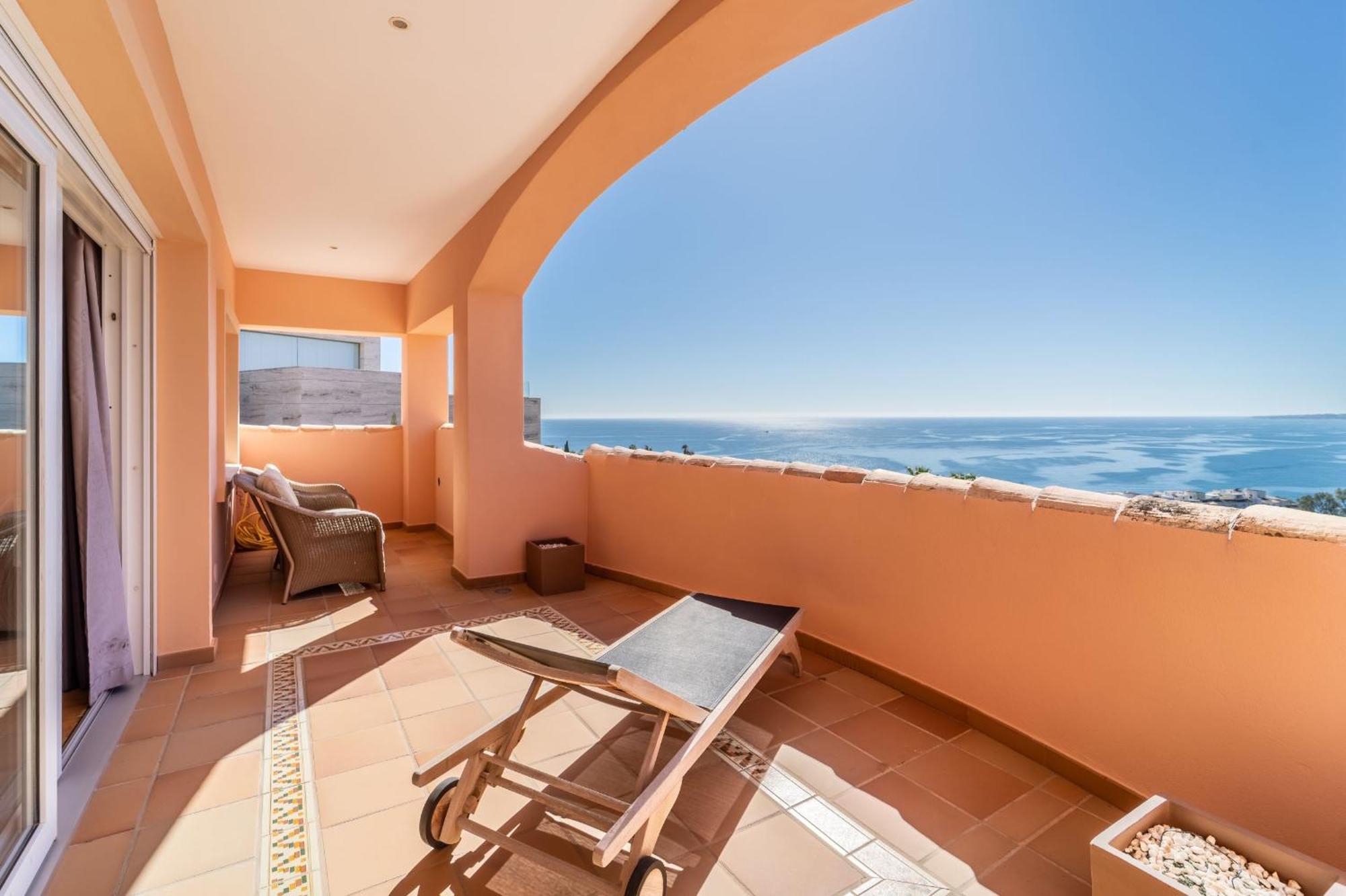 Beachside Villa With Panoramic Sea Views Benalmádena Exterior foto